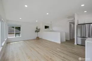 2126 E Grand Ave, Everett, WA 98201 - Photo 6