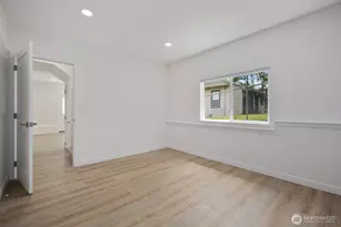 2126 E Grand Ave, Everett, WA 98201 - Photo 18