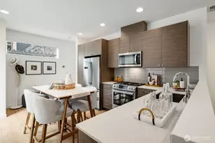 139 22nd Ave E, Seattle, WA 98112 - Photo 8