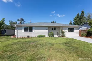 319 N Dunlap St, Sequim, WA 98382 - Photo 1