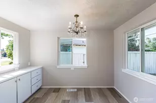319 N Dunlap St, Sequim, WA 98382 - Photo 20