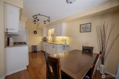 15633 44th Avenue W #B-1, Lynnwood, WA 98087 - Photo 8