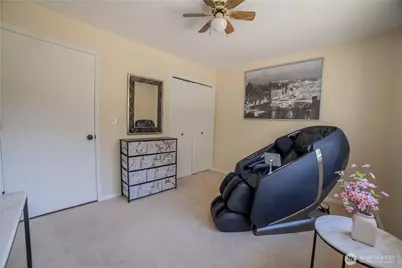 15633 44th Avenue W #B-1, Lynnwood, WA 98087 - Photo 18