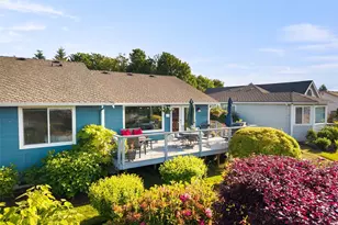 650 Medallion Pl E, Port Orchard, WA 98366 - Photo 10