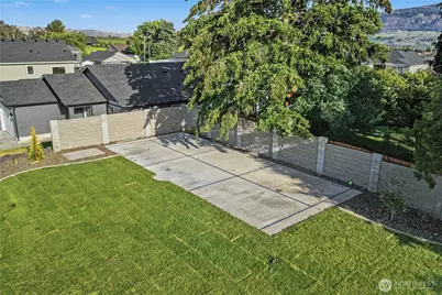 551 S Perry Avenue, East Wenatchee, WA 98802 - Photo 30