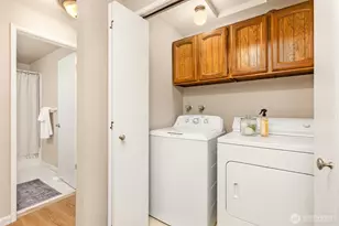 1011 Blue Heron Ave NE, Bainbridge Island, WA 98110 - Photo 18