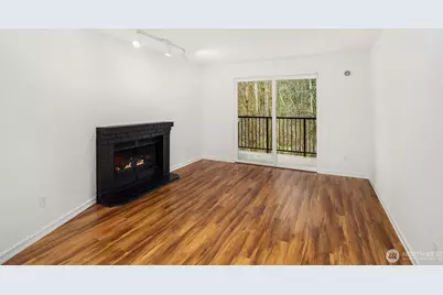 14006 NE 181 Place #B206, Woodinville, WA 98072 - Photo 2