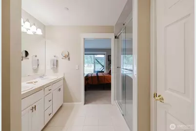 160 E Soderberg Road #H24, Allyn, WA 98524 - Photo 22
