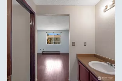820 E Cady Road #D202, Everett, WA 98203 - Photo 12