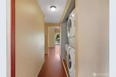 820 E Cady Road #D202, Everett, WA 98203 - Photo 18