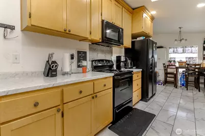 8216 19th Avenue E #10, Tacoma, WA 98404 - Photo 10