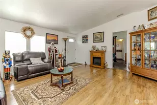 8216 19th Ave E, Tacoma, WA 98404 - Photo 4