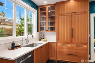 4620 15th Ave S, Seattle, WA 98108 - Photo 6