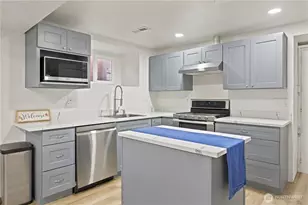 3519 NE 8th St, Renton, WA 98056 - Photo 28