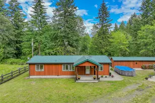 28915 Mountain Hwy E, Graham, WA 98338 - Photo 2