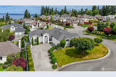30015 1st Place S, Federal Way, WA 98003 - Photo 1
