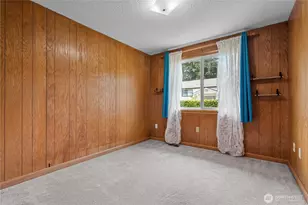 1809 5th St SW, Puyallup, WA 98371 - Photo 12