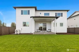 1704 141st St E, Tacoma, WA 98445 - Photo 2