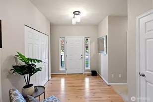 7007 SW Dunraven Ln, Port Orchard, WA 98367 - Photo 2