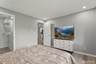 215 100th Street SW, Everett, WA 98204 - Photo 14
