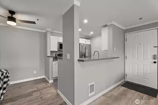 215 100th Street SW, Everett, WA 98204 - Photo 12
