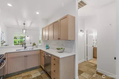 945 232nd Place NE #945, Sammamish, WA 98074 - Photo 12