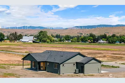 600 Thorp Landing Lane, Thorp, WA 98946 - Photo 2