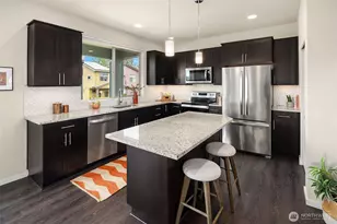 9796 11th Ave SW, Seattle, WA 98106 - Photo 14
