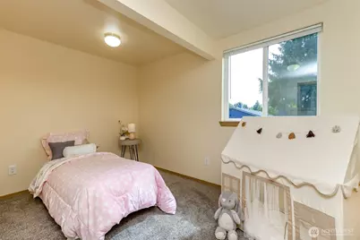 2907 NE 57th Avenue, Tacoma, WA 98422 - Photo 6