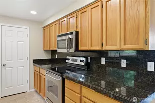 511 W 3rd St, La Center, WA 98629 - Photo 14