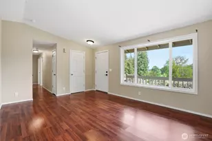 511 W 3rd St, La Center, WA 98629 - Photo 10