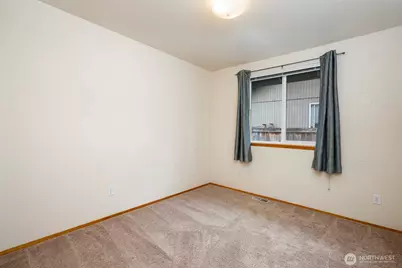 5034 39th Street NE, Tacoma, WA 98422 - Photo 18