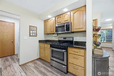 217 197th Avenue Ct E, Bonney Lake, WA 98391 - Photo 10