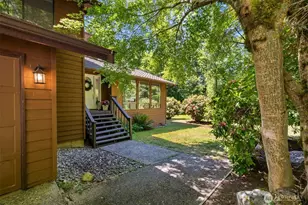 23707 NE 63rd Pl, Redmond, WA 98053 - Photo 2