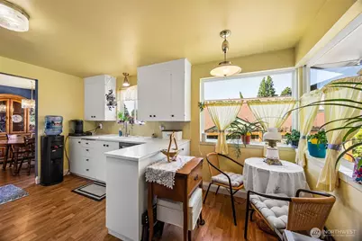 3311 Crystal Springs Road W, University Place, WA 98466 - Photo 8