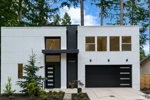 21037 NE 15th St, Sammamish, WA 98074 - Photo 2
