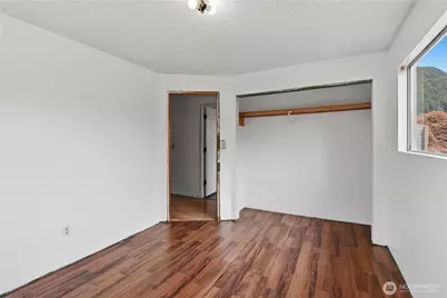817 NE 10th St, North Bend, WA 98045 - Photo 18
