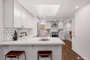 1740 NE 103rd St, Seattle, WA 98125 - Photo 12