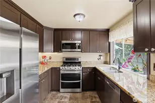 12519 SE 277th Pl, Kent, WA 98030 - Photo 8
