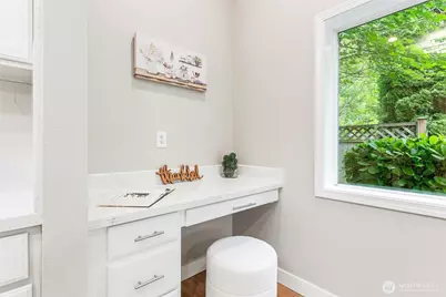 18912 108th Lane SE, Renton, WA 98055 - Photo 14