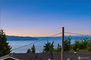 18230 88th Ave W, Edmonds, WA 98026 - Photo 12