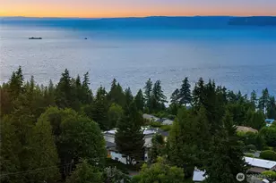18230 88th Ave W, Edmonds, WA 98026 - Photo 38