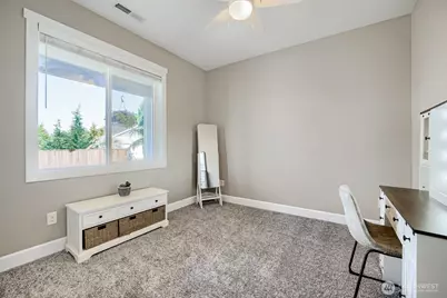 5515 157th Avenue Ct E, Sumner, WA 98390 - Photo 8