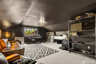 14211 SE 162nd Pl, Renton, WA 98058 - Photo 18
