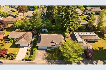 14211 SE 162nd Place, Renton, WA 98058 - Photo 34