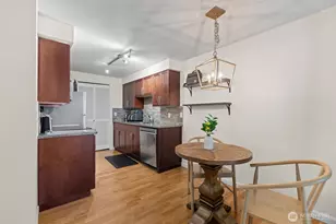 3045 20th Ave W, Seattle, WA 98199 - Photo 10