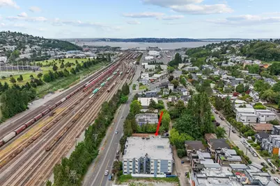 3045 20th Avenue W #209, Seattle, WA 98199 - Photo 34