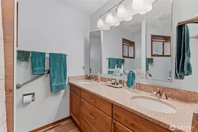 225 19th Street NE #15, East Wenatchee, WA 98802 - Photo 22