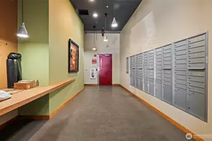 827 Hiawatha Pl S, Seattle, WA 98144 - Photo 22