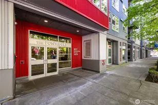 827 Hiawatha Pl S, Seattle, WA 98144 - Photo 1